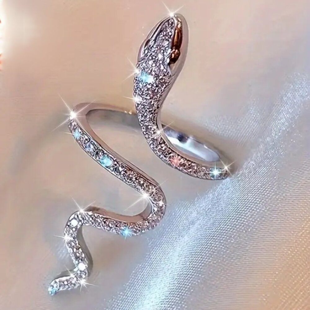 Lab-Grown Diamond 14 Carat Gold Snake Ring